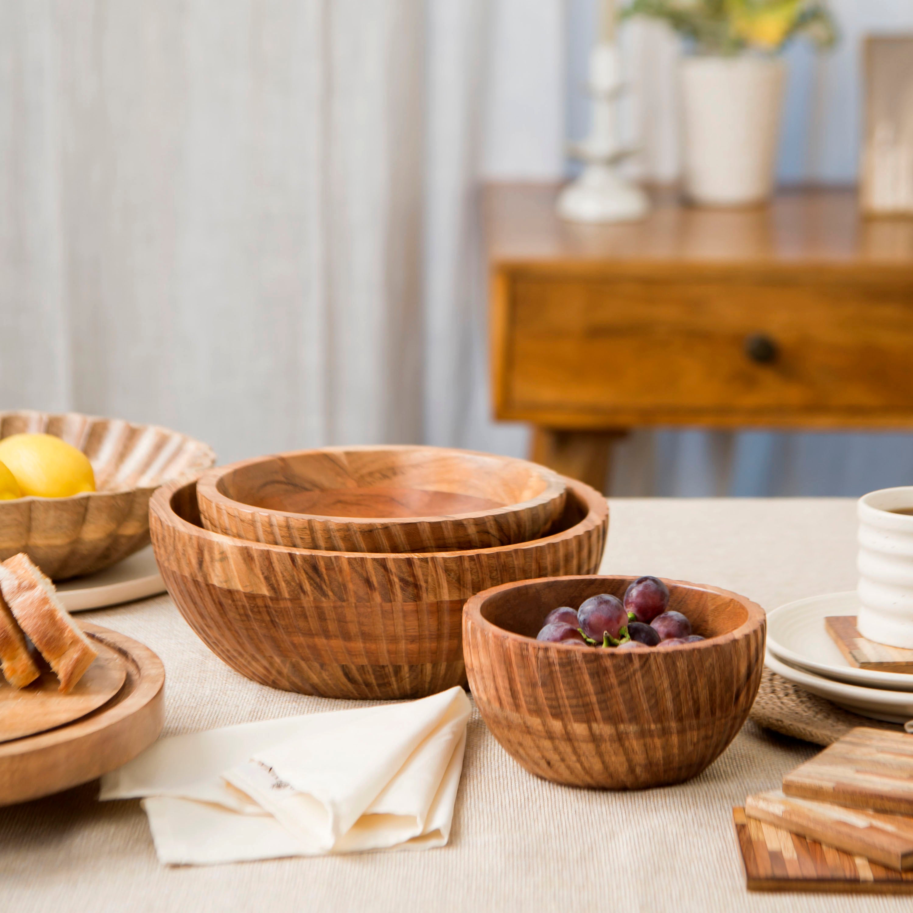 Handcrafted Acacia Wood Serving Bowl Set of 3