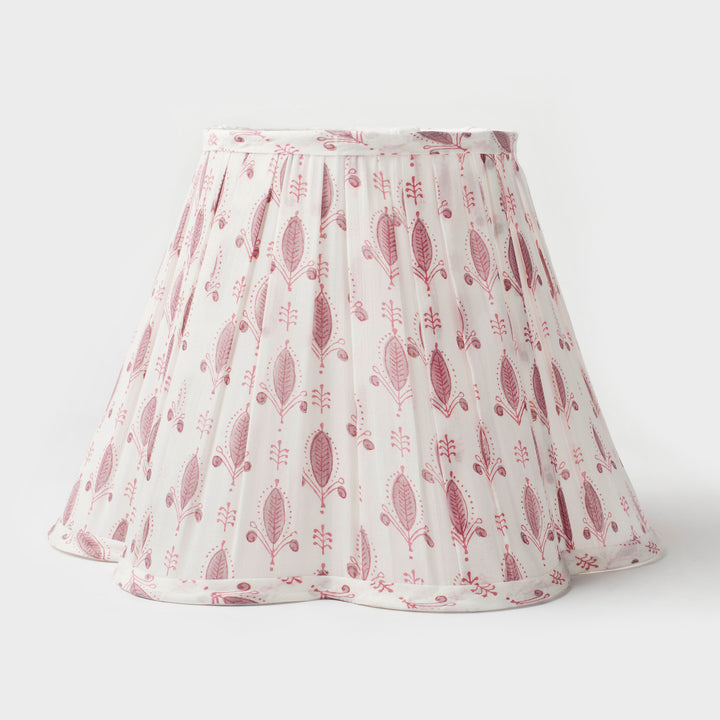 Blokette Scalloped Lamp Shade