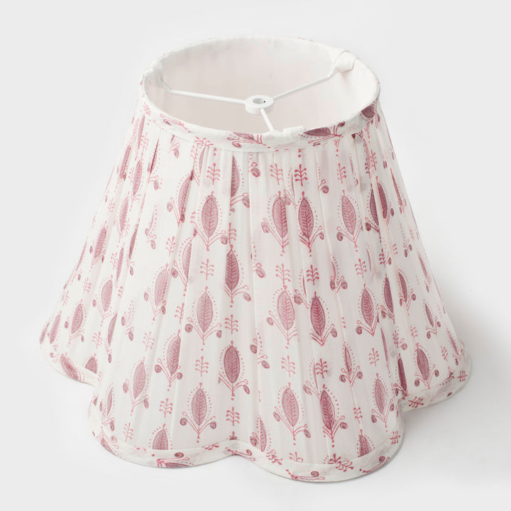 Blokette Scalloped Lamp Shade