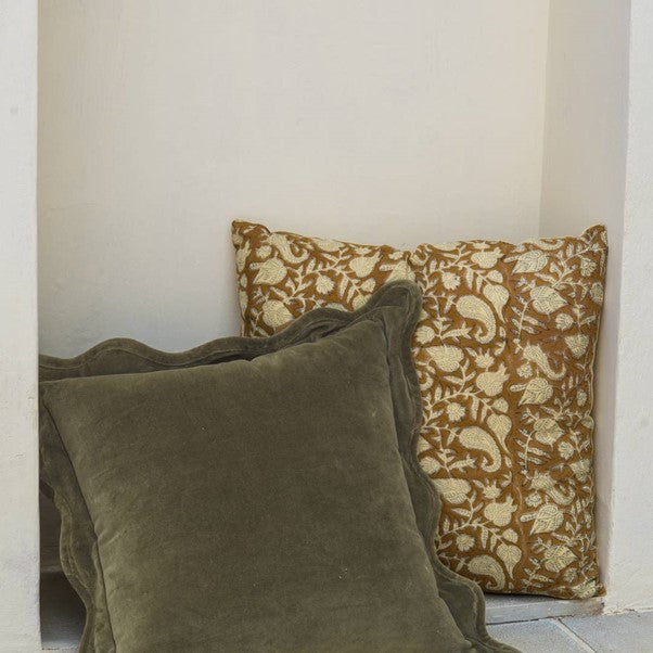 Scallop Velvet Pillow Cover, Moss