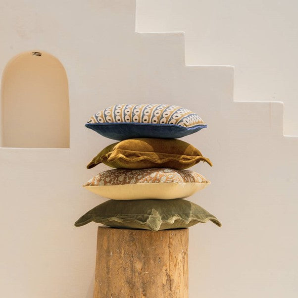 Scallop Velvet Pillow Cover, Moss