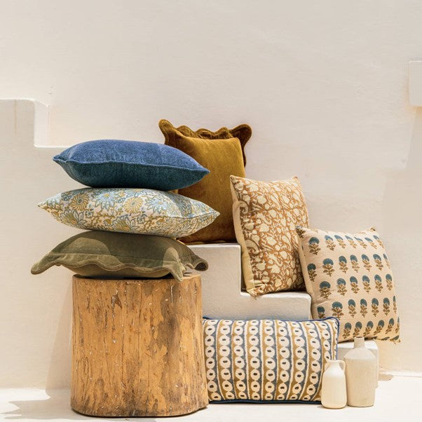 Scallop Velvet Pillow Cover, Moss