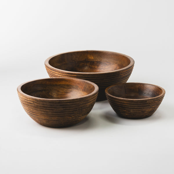 cascade mango wood nested bowls set of 3
