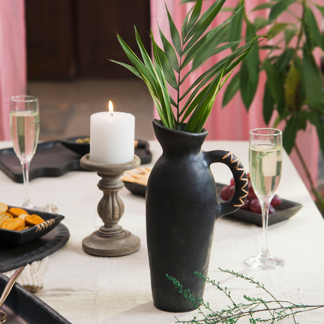 Longpi Black Clay Vase