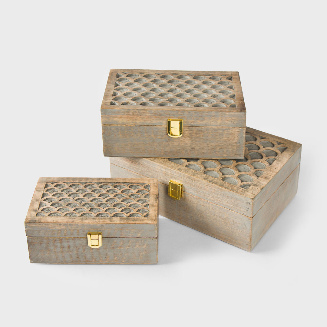 mango wood scallop keepsake box with compartments and grey burnt finish