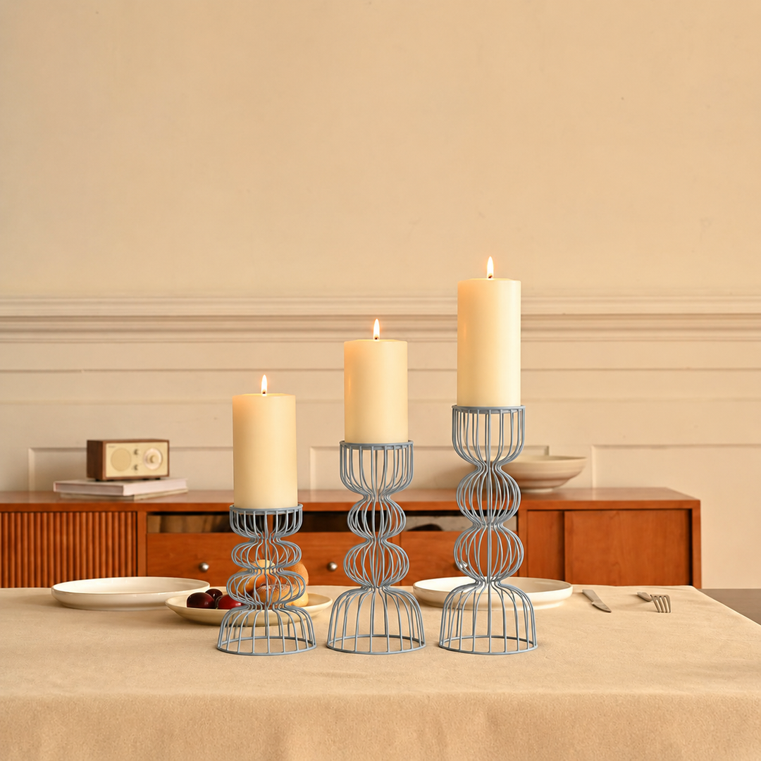 Lainon Pillar Candleholder Set