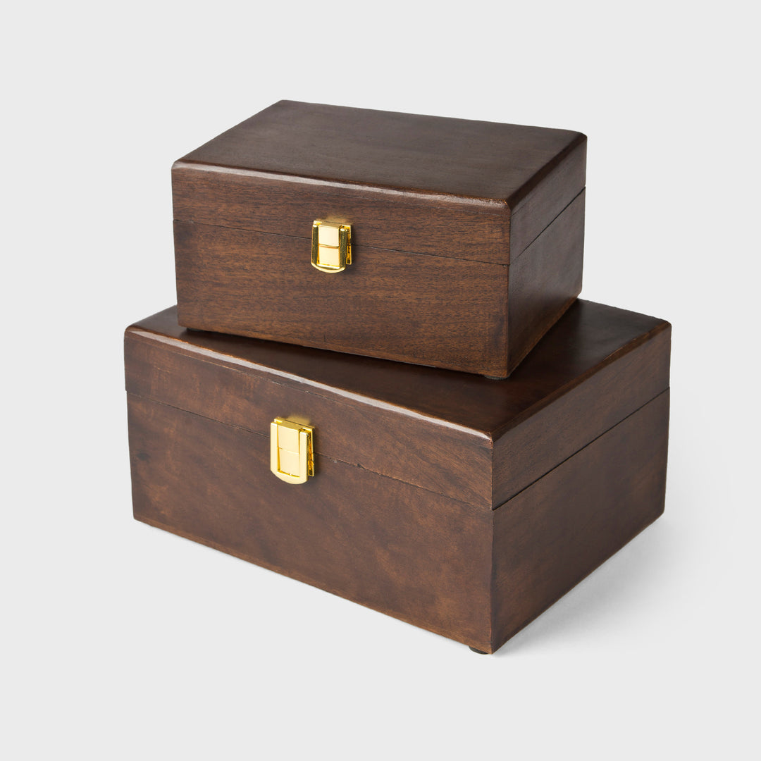 close-up of urban walnut finish and metal latch on acacia wood keepsake box
